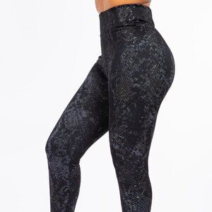 New M. Rena Snake Print Tummy Control Leggings. One Size